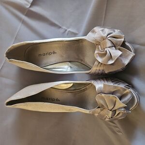 Maripé Silver 5" Heels Size 9 Women's